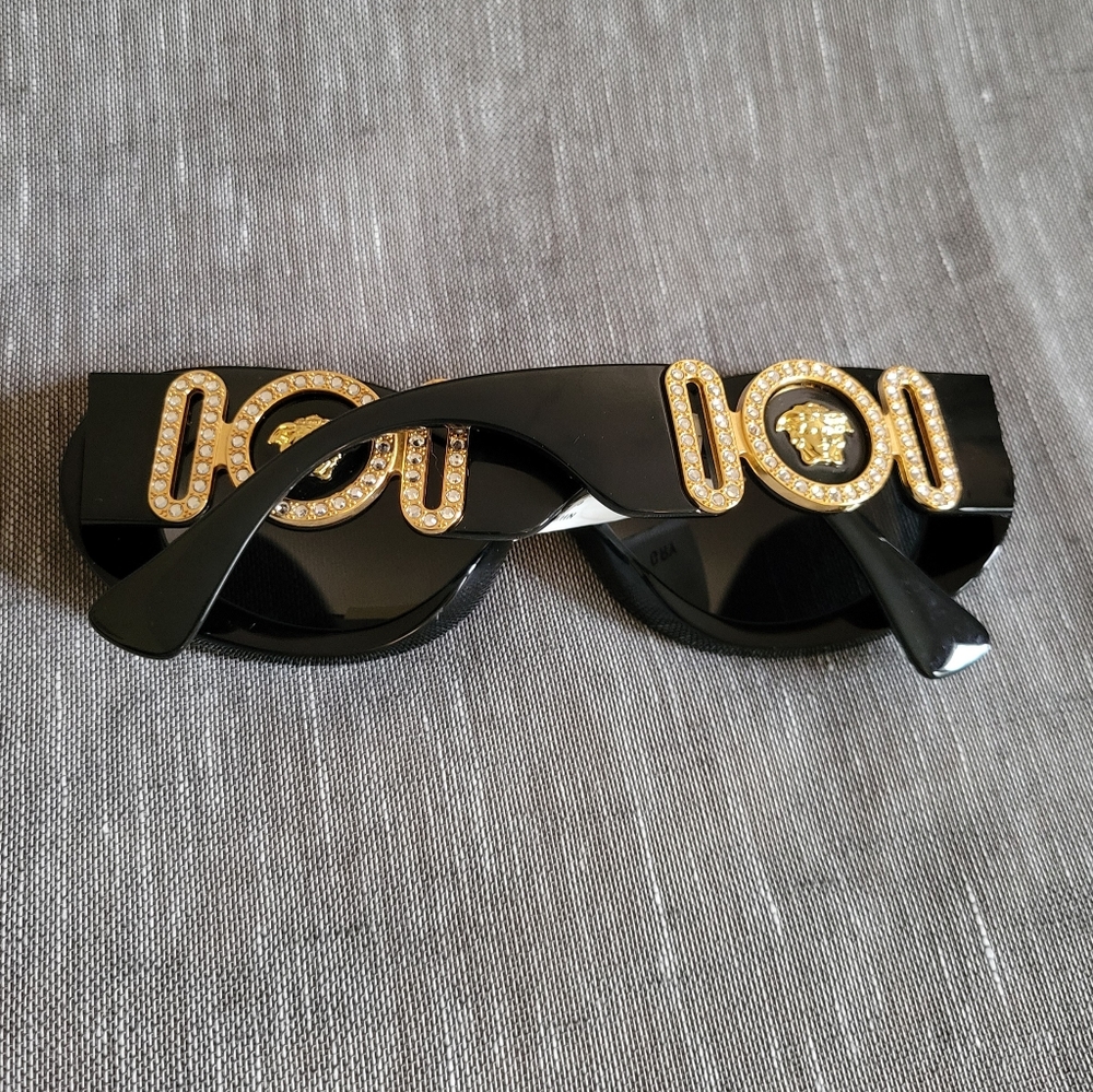 New Women's Versace Black Gold Medusa Head Biggie Sunglasses (Regular not Oversz - Picture 10 of 16